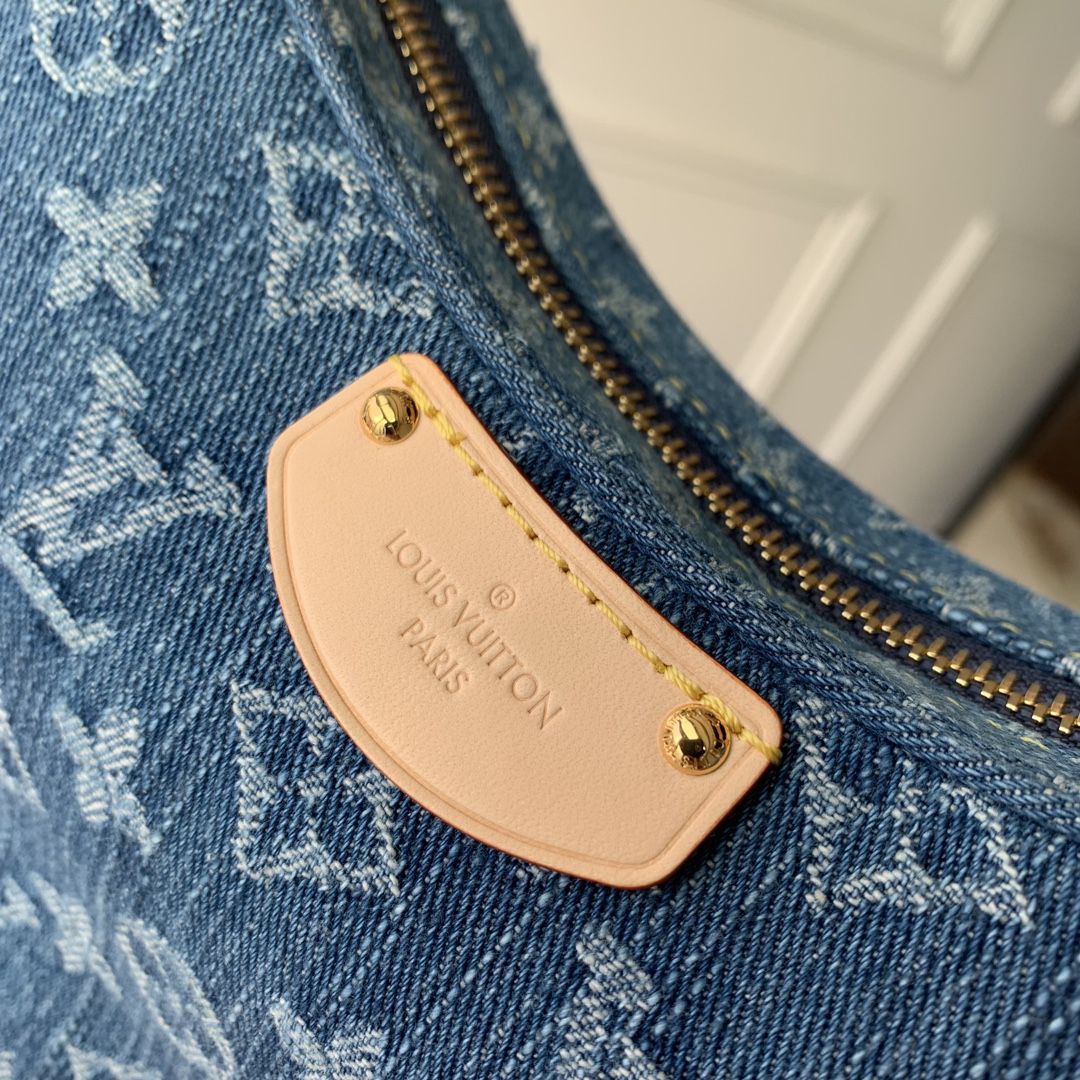 m46856 l**is V*t*n monogram denim croissant mm handbag