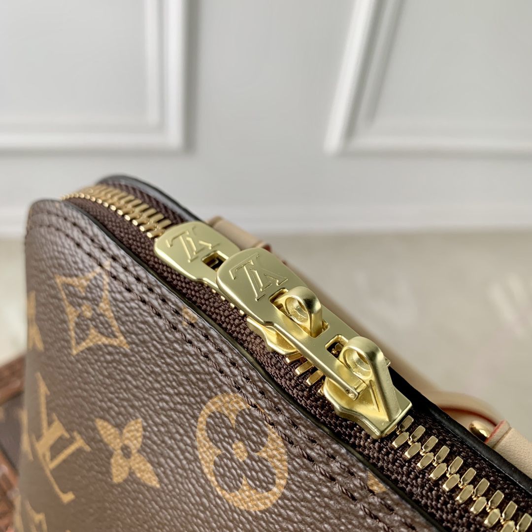 #m47132 l**is V*t*n monogram canvas alma backpack