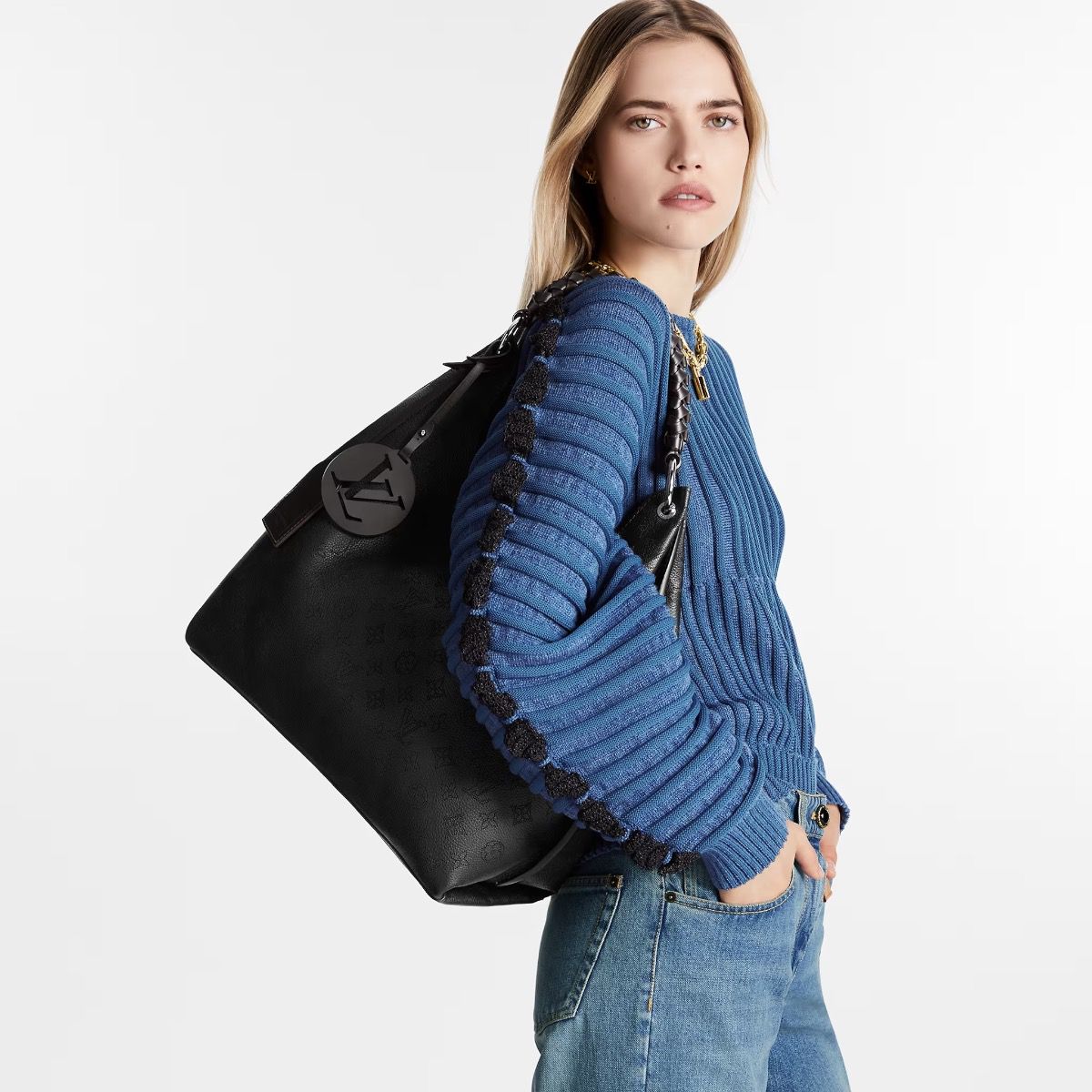 #m21299 l**is V*t*n mahina carmel hobo bag