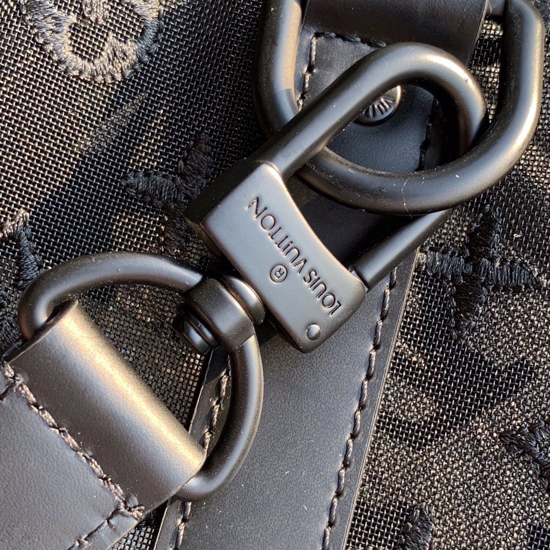 #m53971 l**is V*t*n 2019 monogram-embossed keepall bandouliere 50
