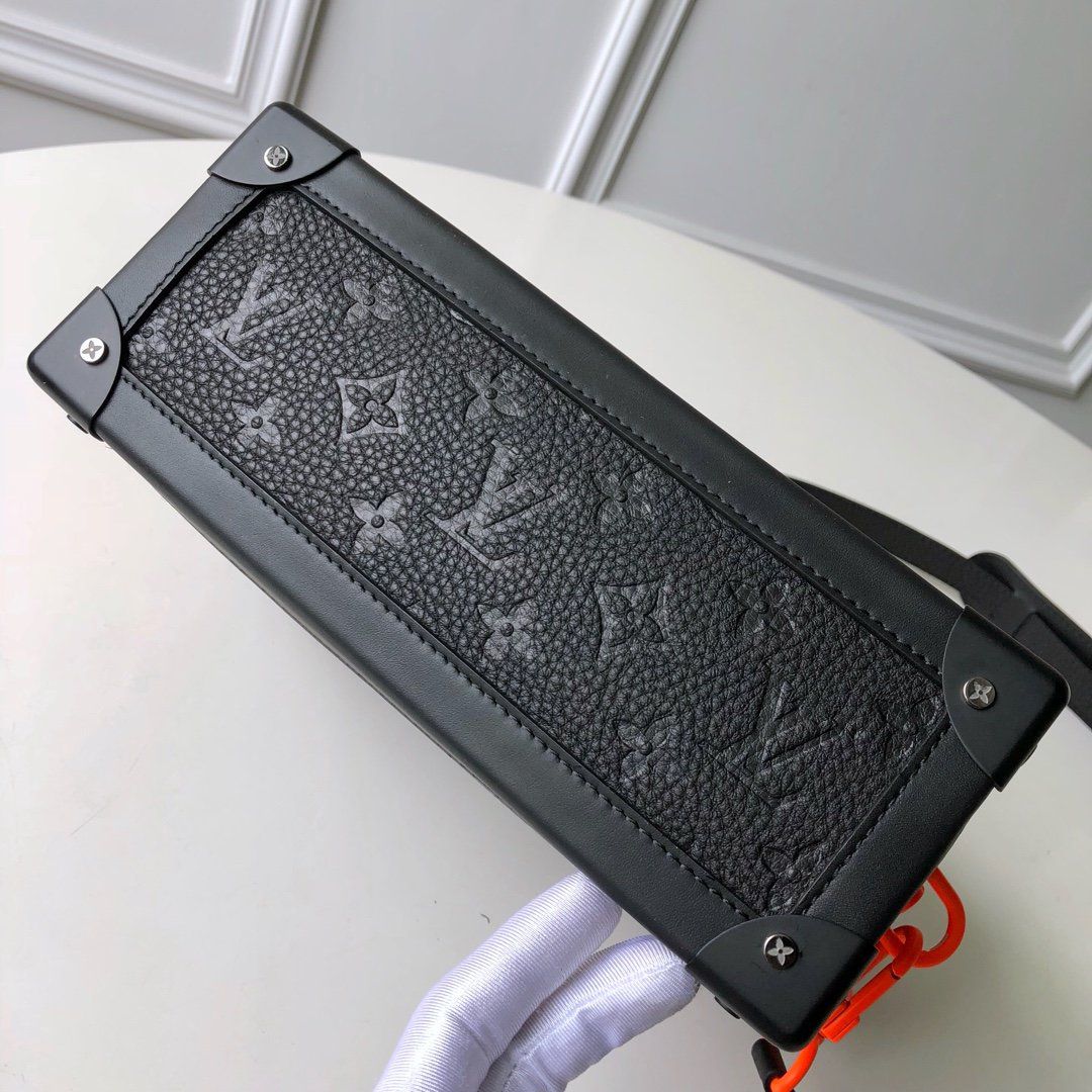 #m53288 l**is V*t*n 2019 monogram soft trunk