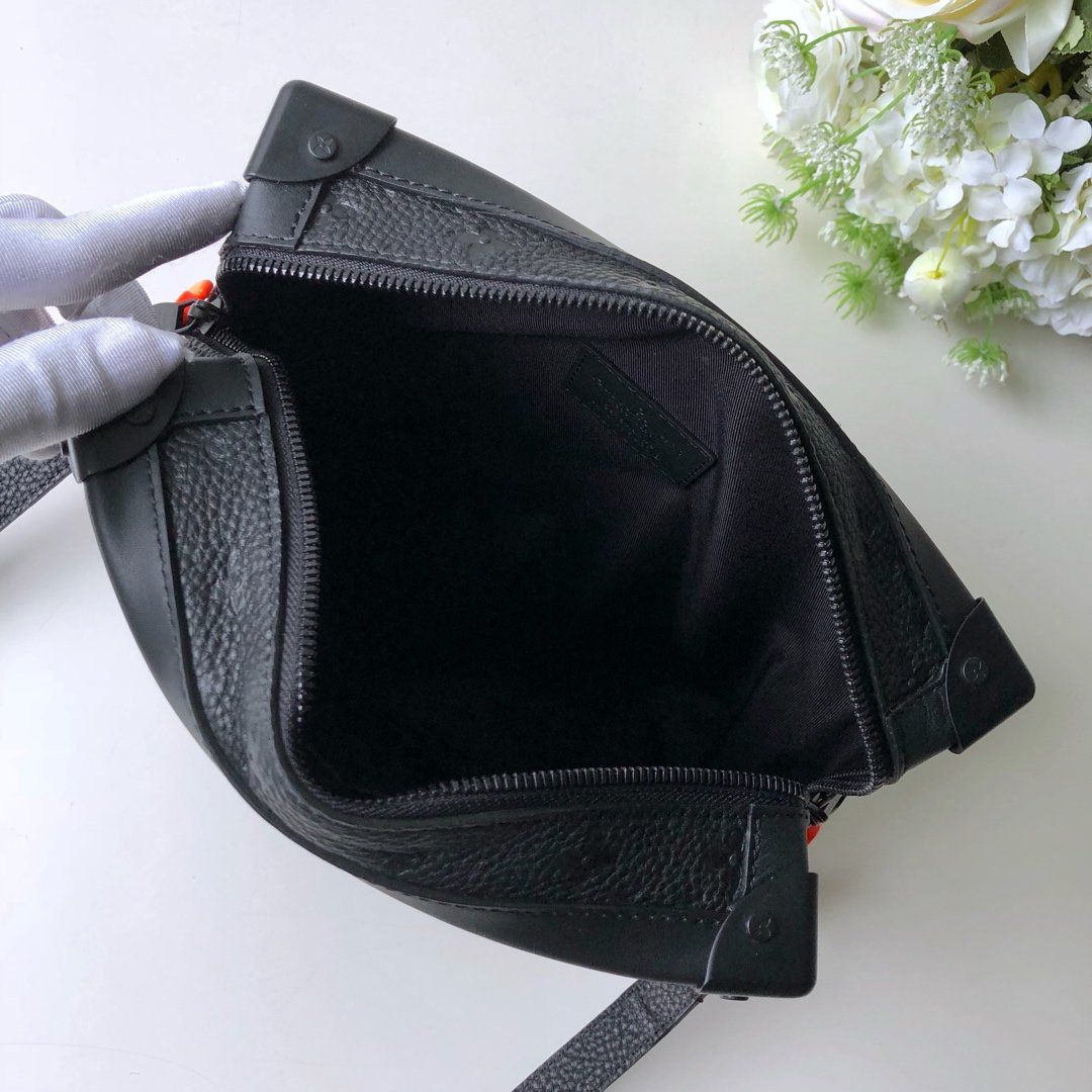 #m53288 l**is V*t*n 2019 monogram soft trunk