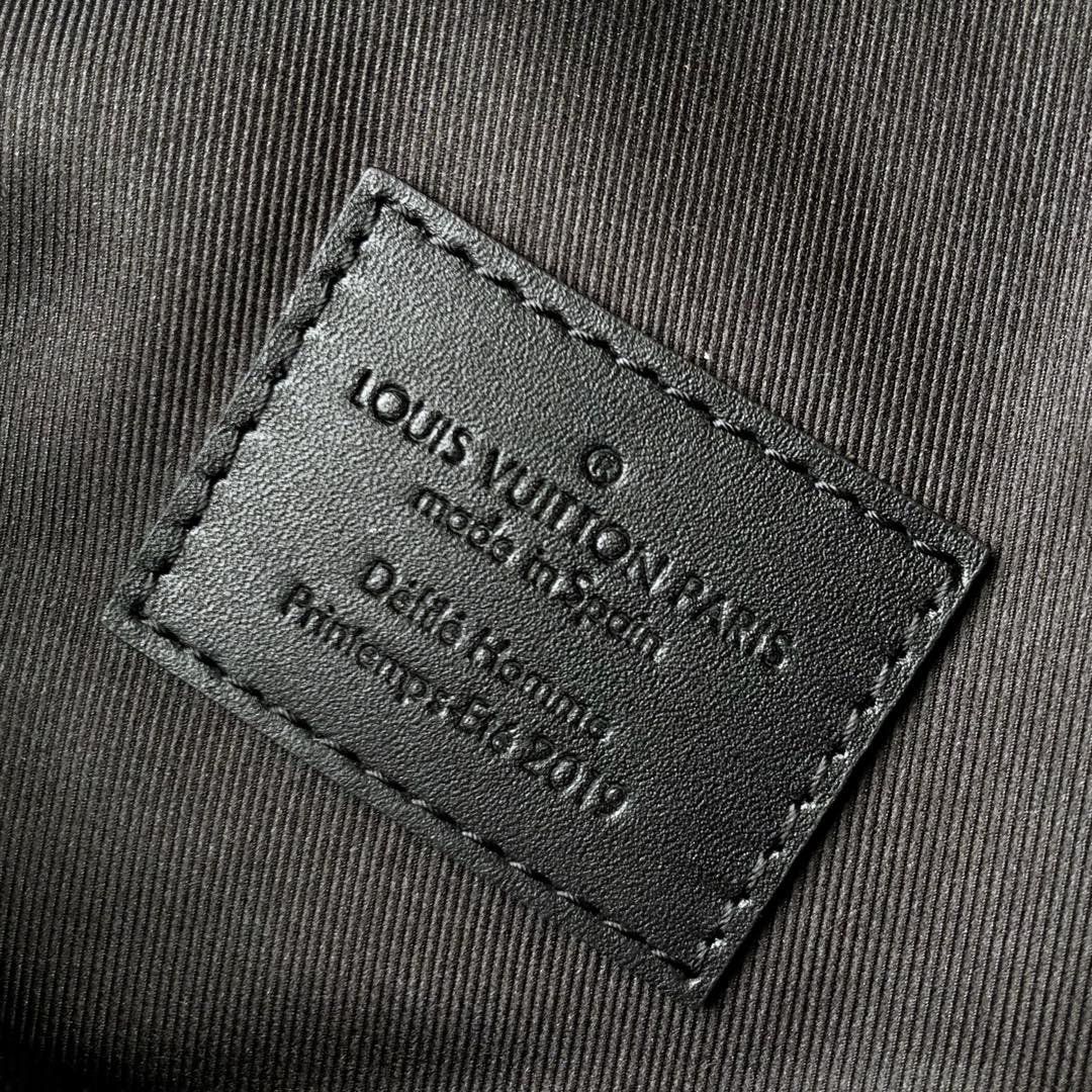 #m53288 l**is V*t*n 2019 monogram soft trunk