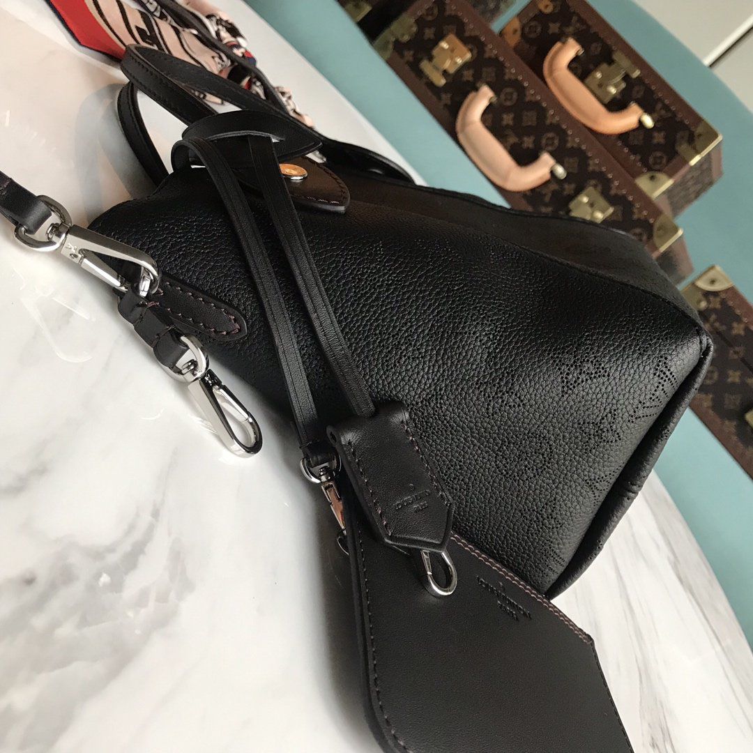 #m54350 l**is V*t*n mahina leather hina pm-black