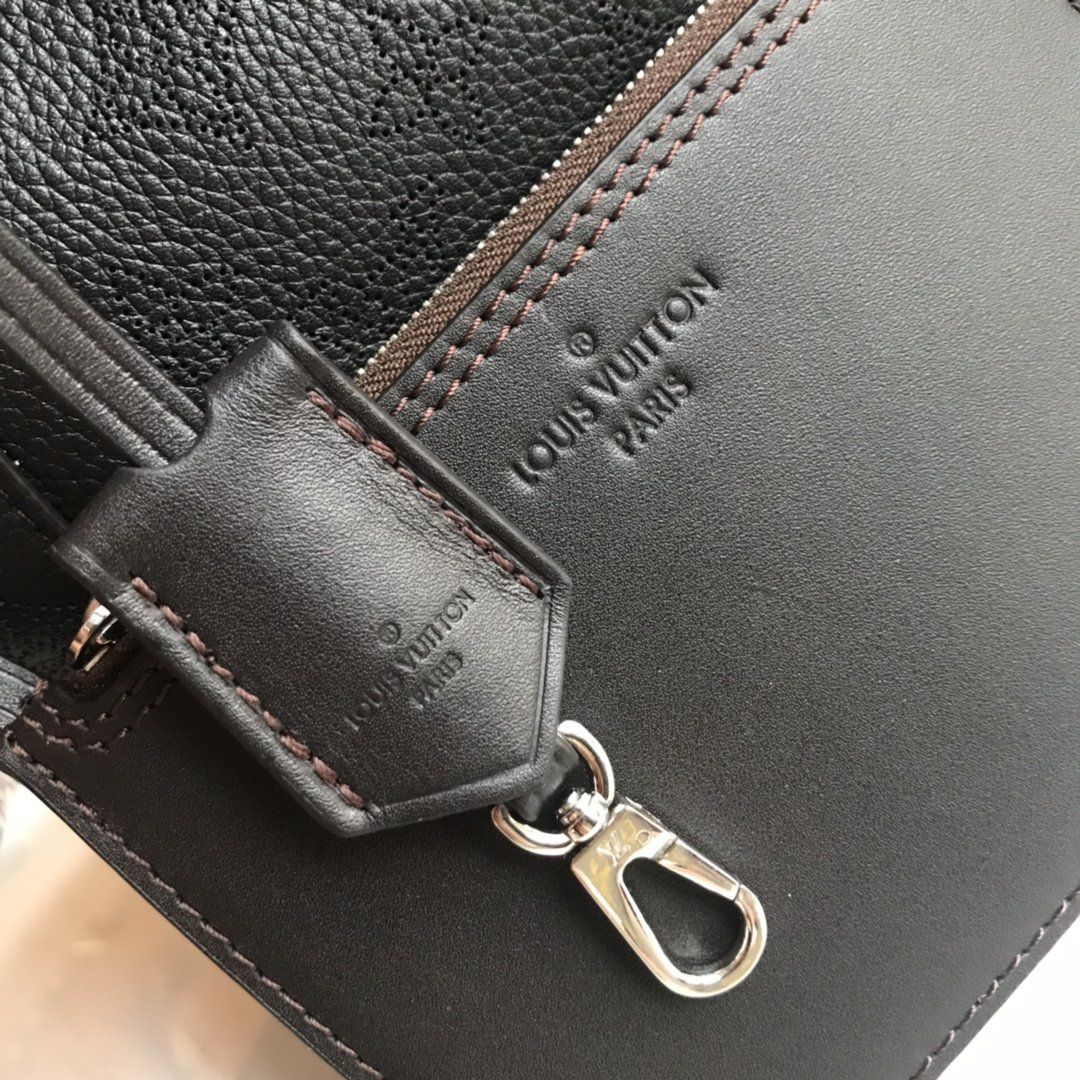 #m54350 l**is V*t*n mahina leather hina pm-black