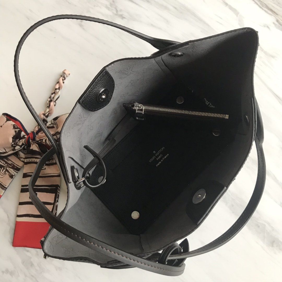 #m54350 l**is V*t*n mahina leather hina pm-black