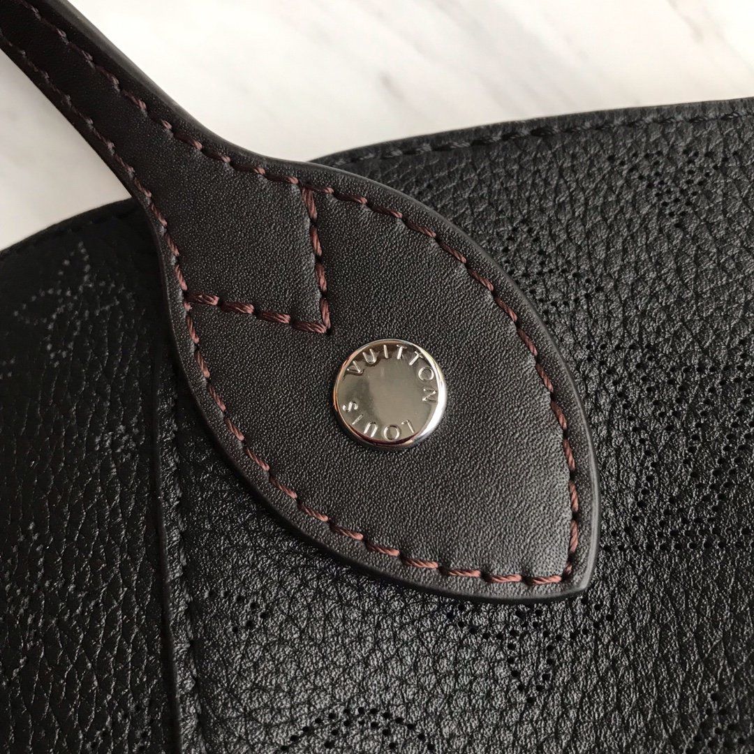 #m54350 l**is V*t*n mahina leather hina pm-black