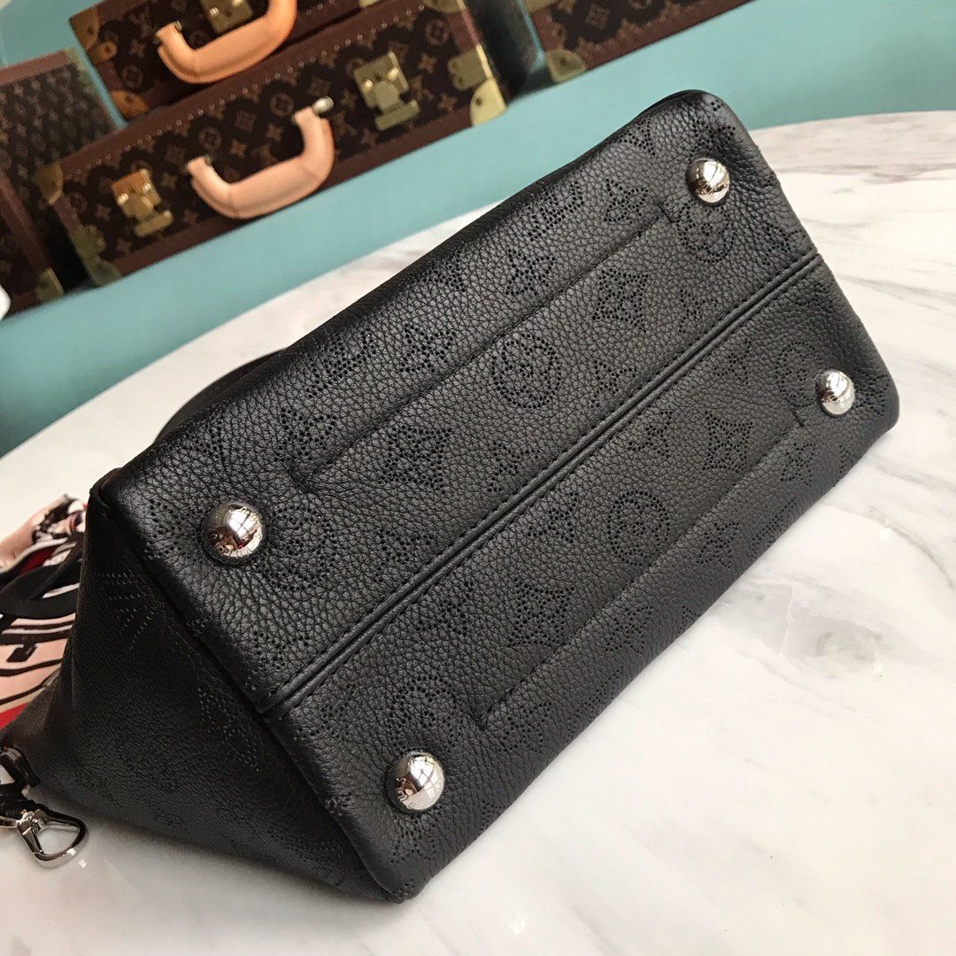 #m54350 l**is V*t*n mahina leather hina pm-black
