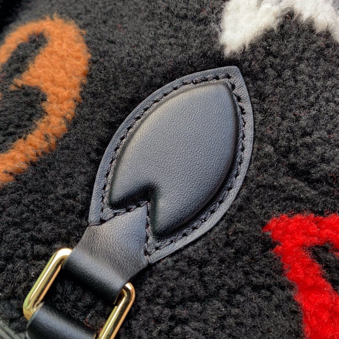 #m55421 l**is V*t*n 2020 monogram lv teddy onthego gm-black