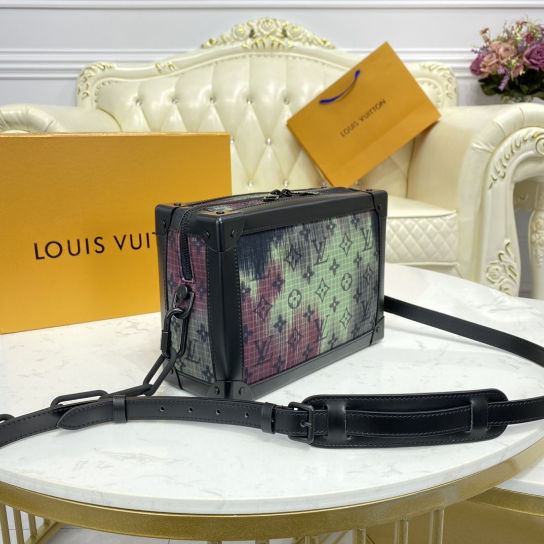 #m56428 l**is V*t*n monogram motif soft trunk