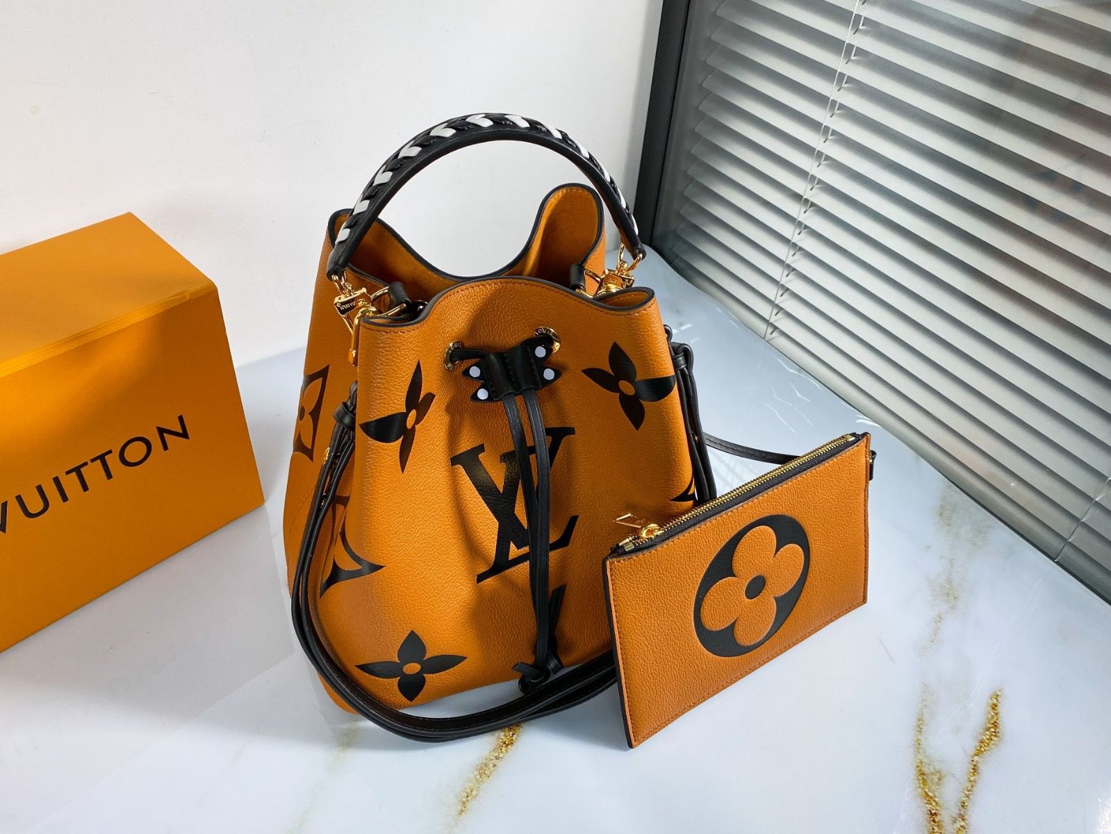 #m56888 l**is V*t*n lv crafty néonoé mm-caramel