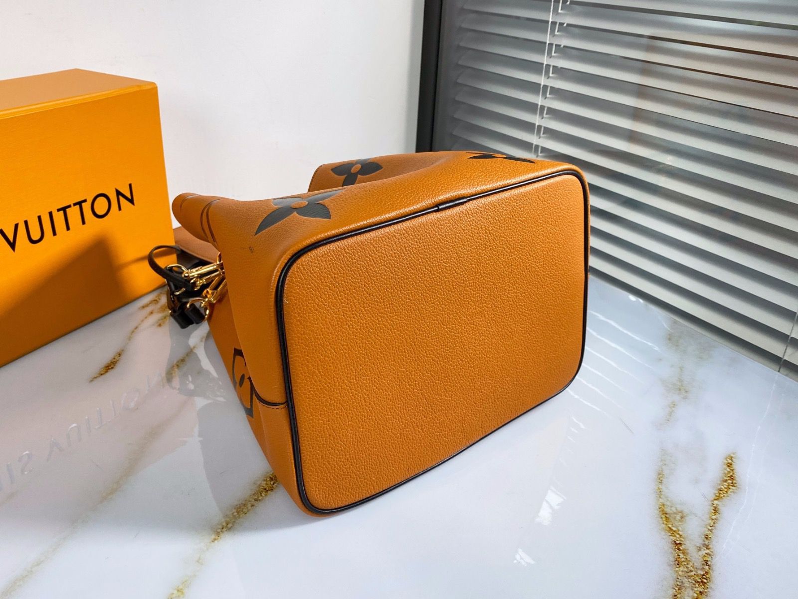 #m56888 l**is V*t*n lv crafty néonoé mm-caramel