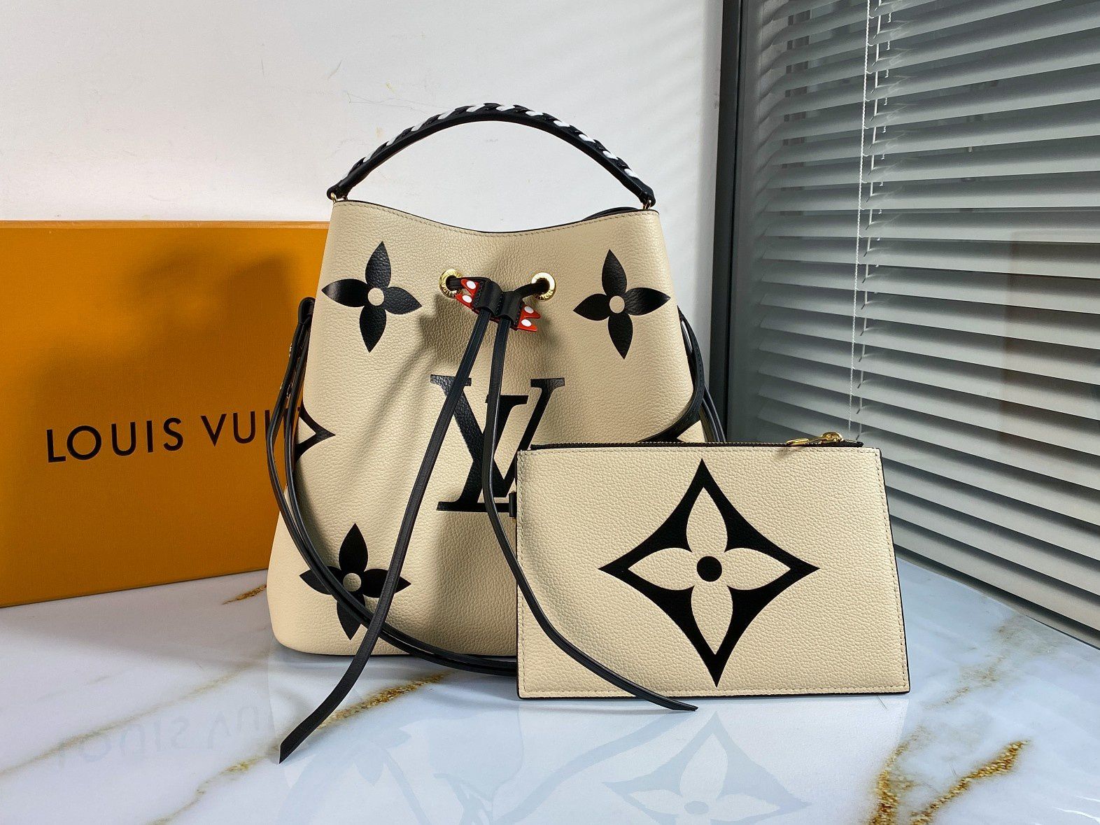 #m56889 l**is V*t*n lv crafty néonoé mm-cream