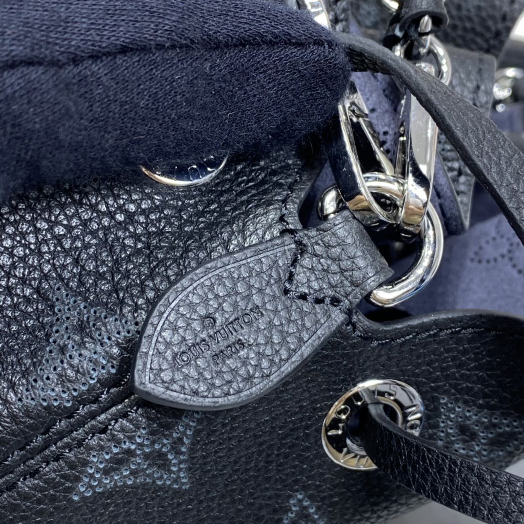 #m57070 l**is V*t*n mahina calf bella bucket bag