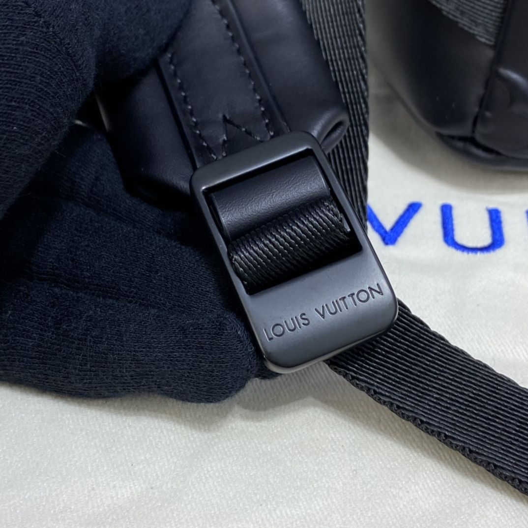 #m57959 l**is V*t*n monogram seal armand backpack-black