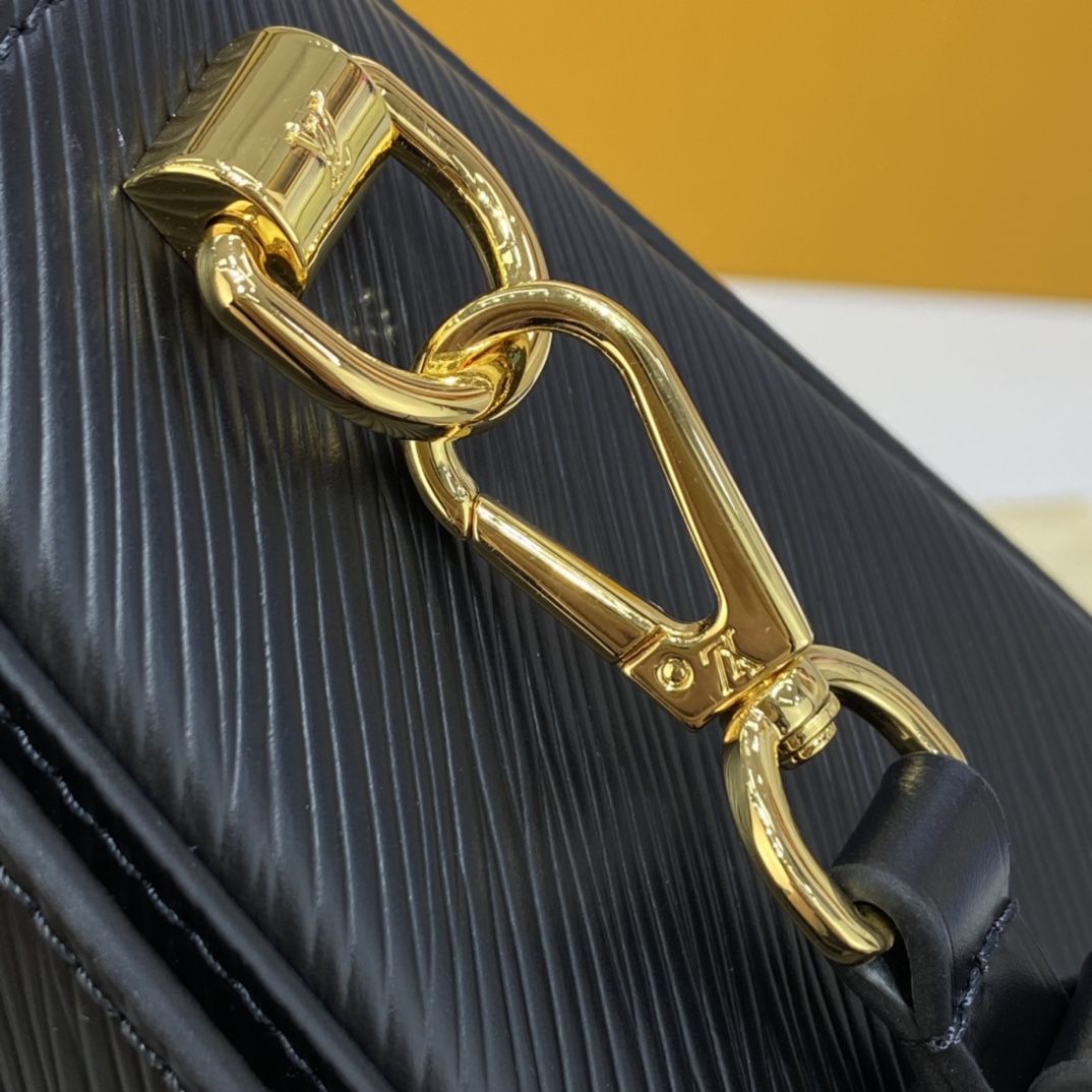 #m58568 l**is V*t*n wild at heart twist mm