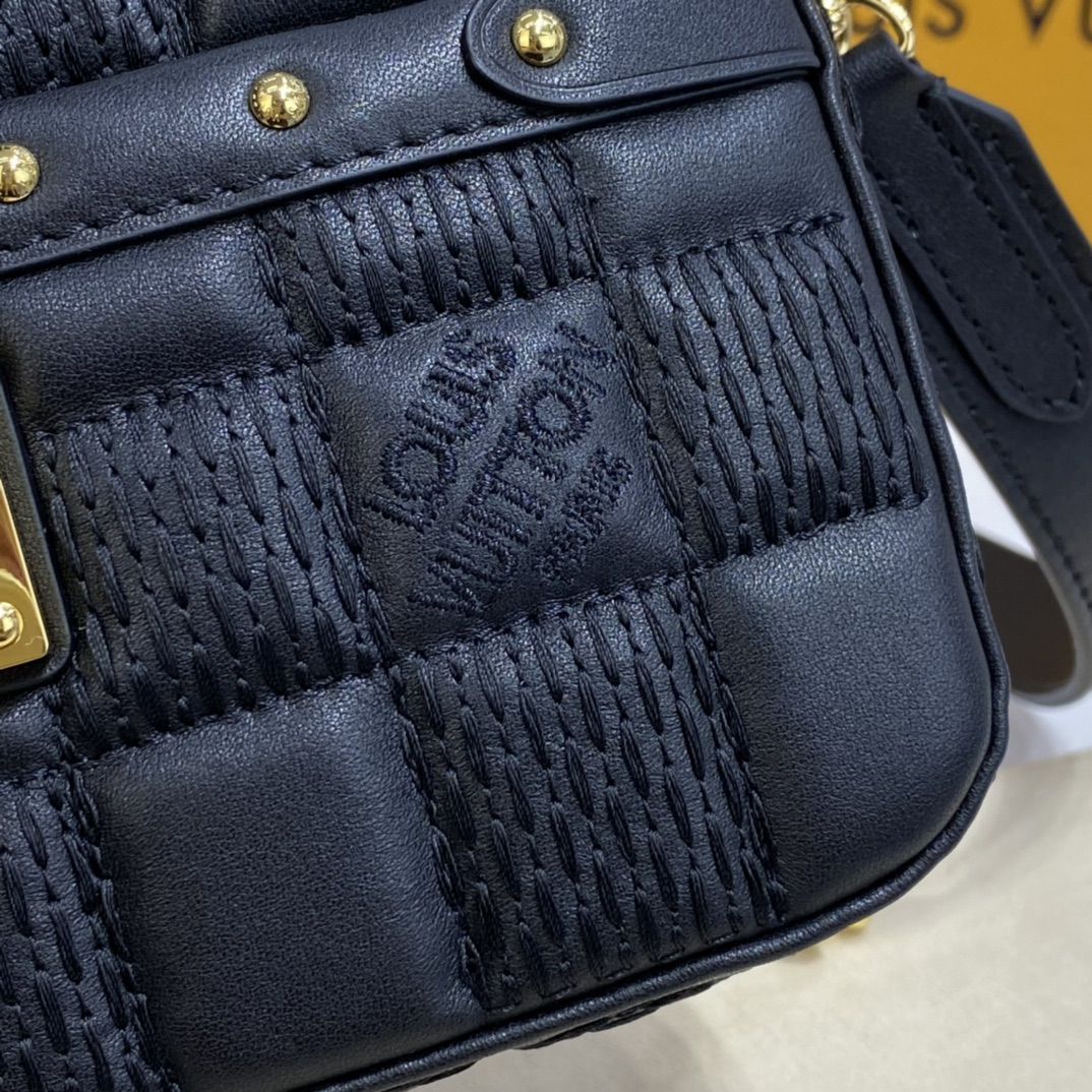 #m59046 l**is V*t*n damier quilt pochette troca