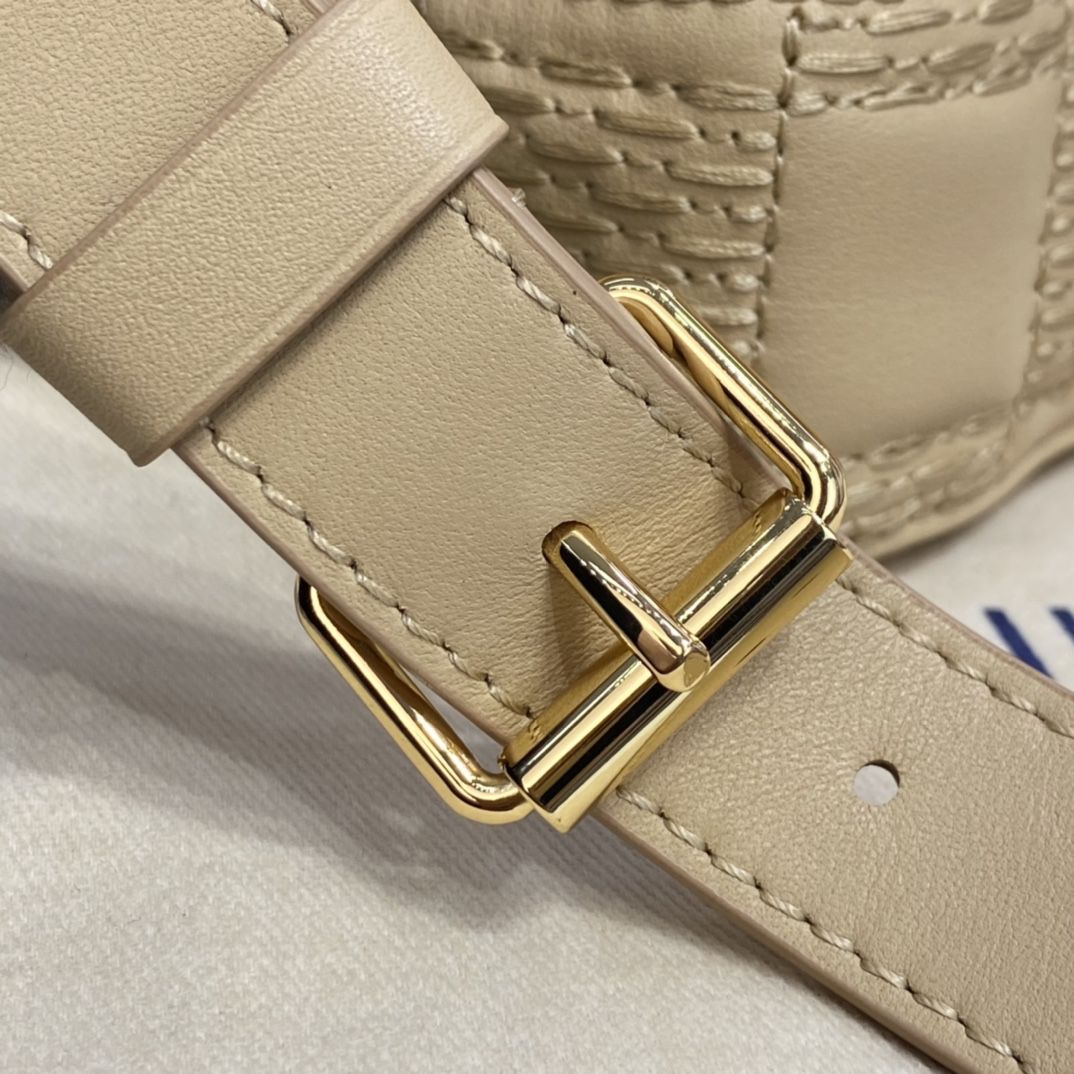 #m59048 l**is V*t*n damier quilt pochette troca