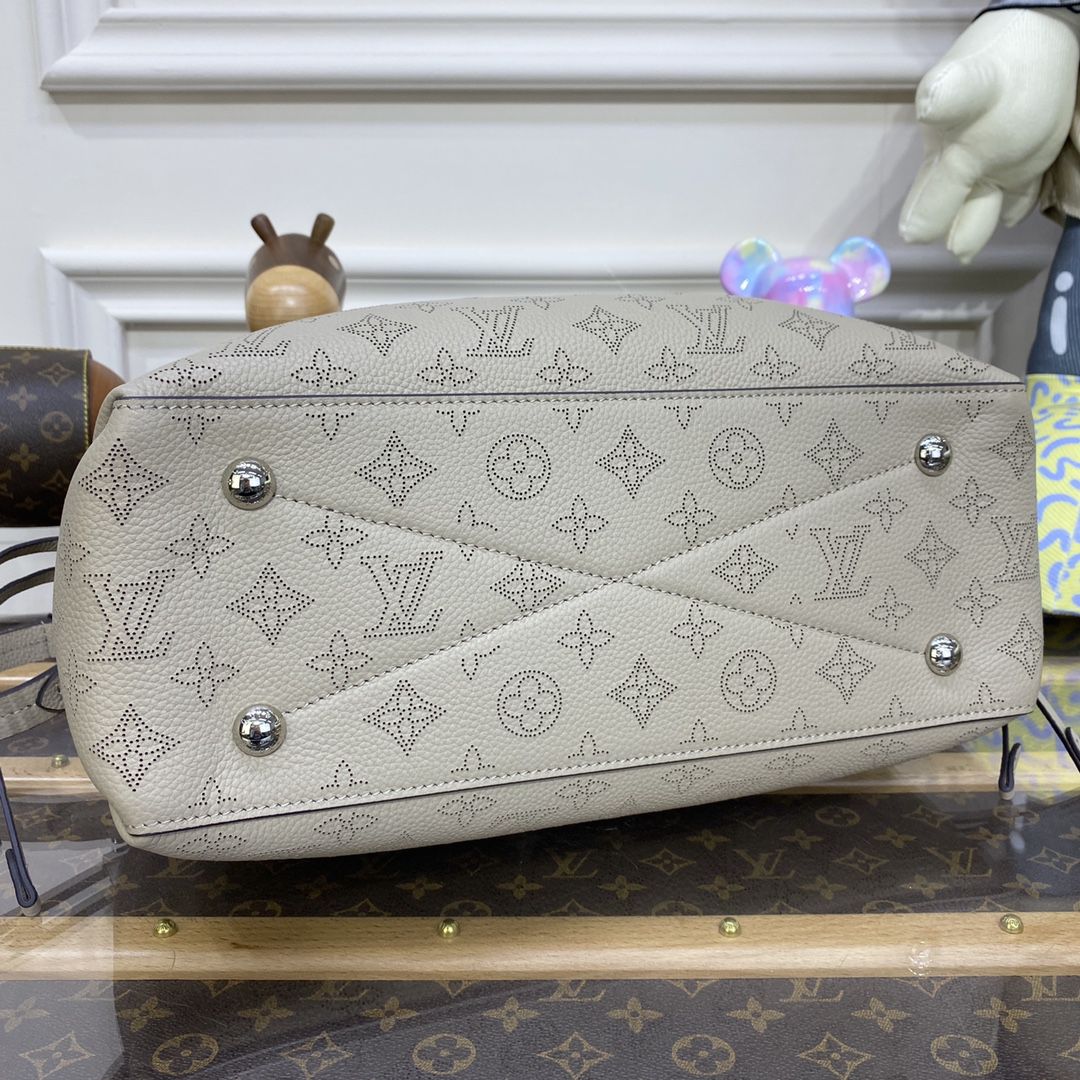 #m59201 l**is V*t*n mahina calf bella tote