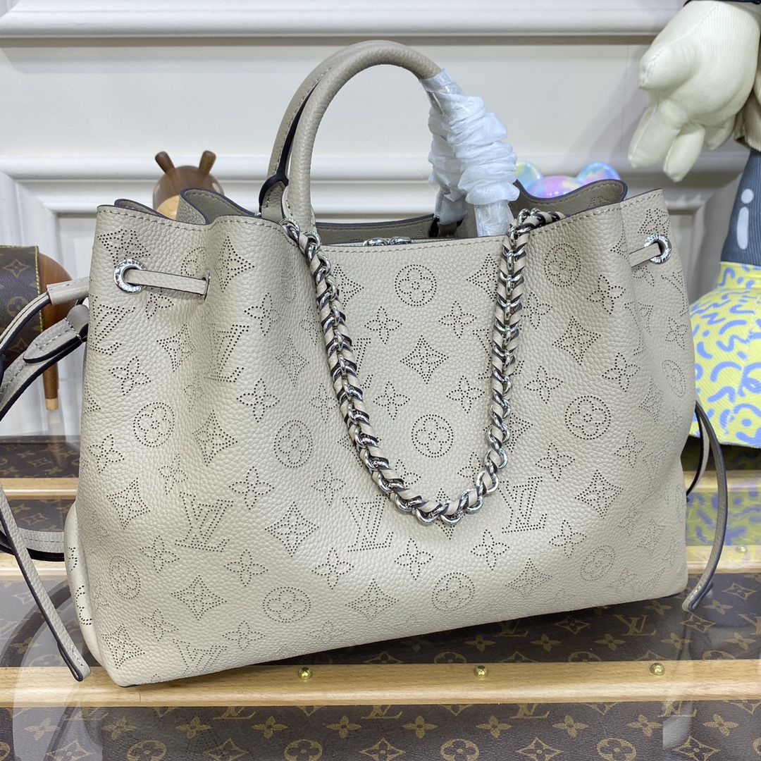 #m59201 l**is V*t*n mahina calf bella tote