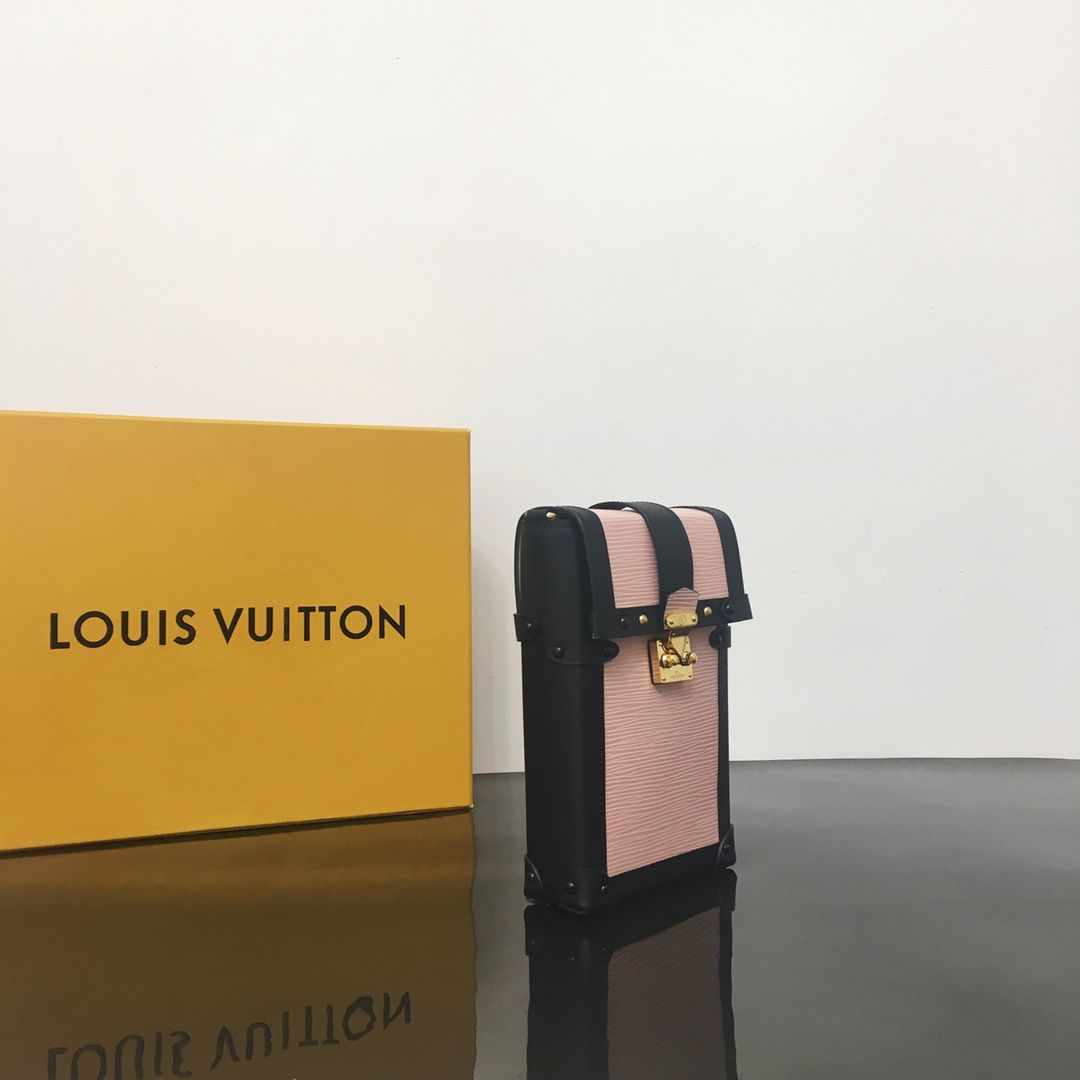 #M67872 Epi Vertical Trunk Pochette