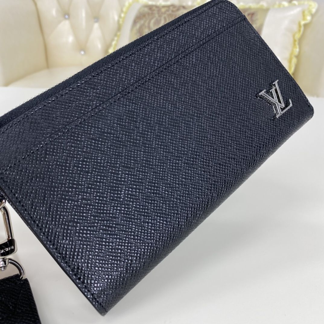 #m69409 l**is V*t*n summer 2021 taïga zippy dragonne wallet