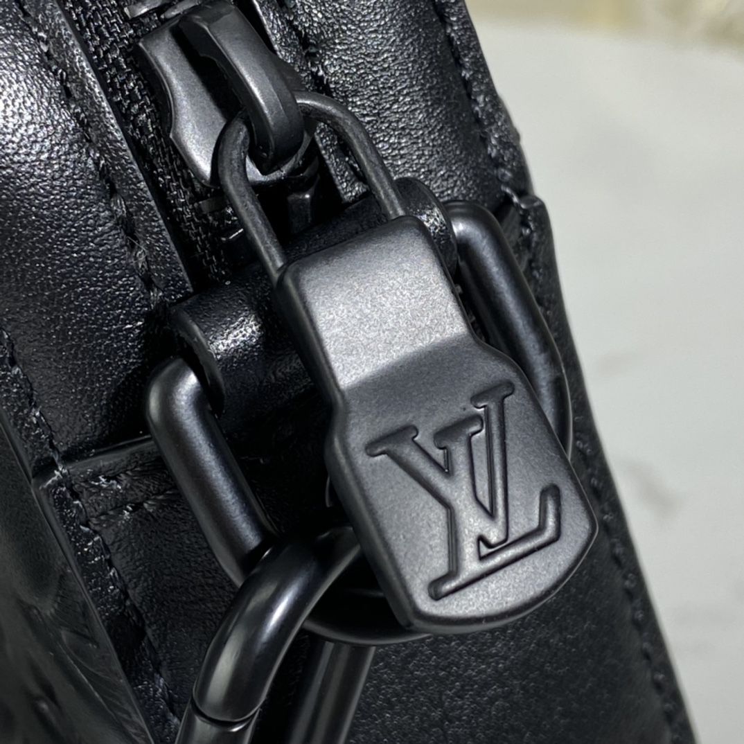 #m69827 l**is V*t*n monogram shadow duo messenger bag