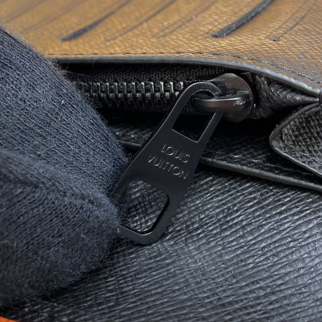 #m80523 l**is V*t*n classic monogram brazza wallet