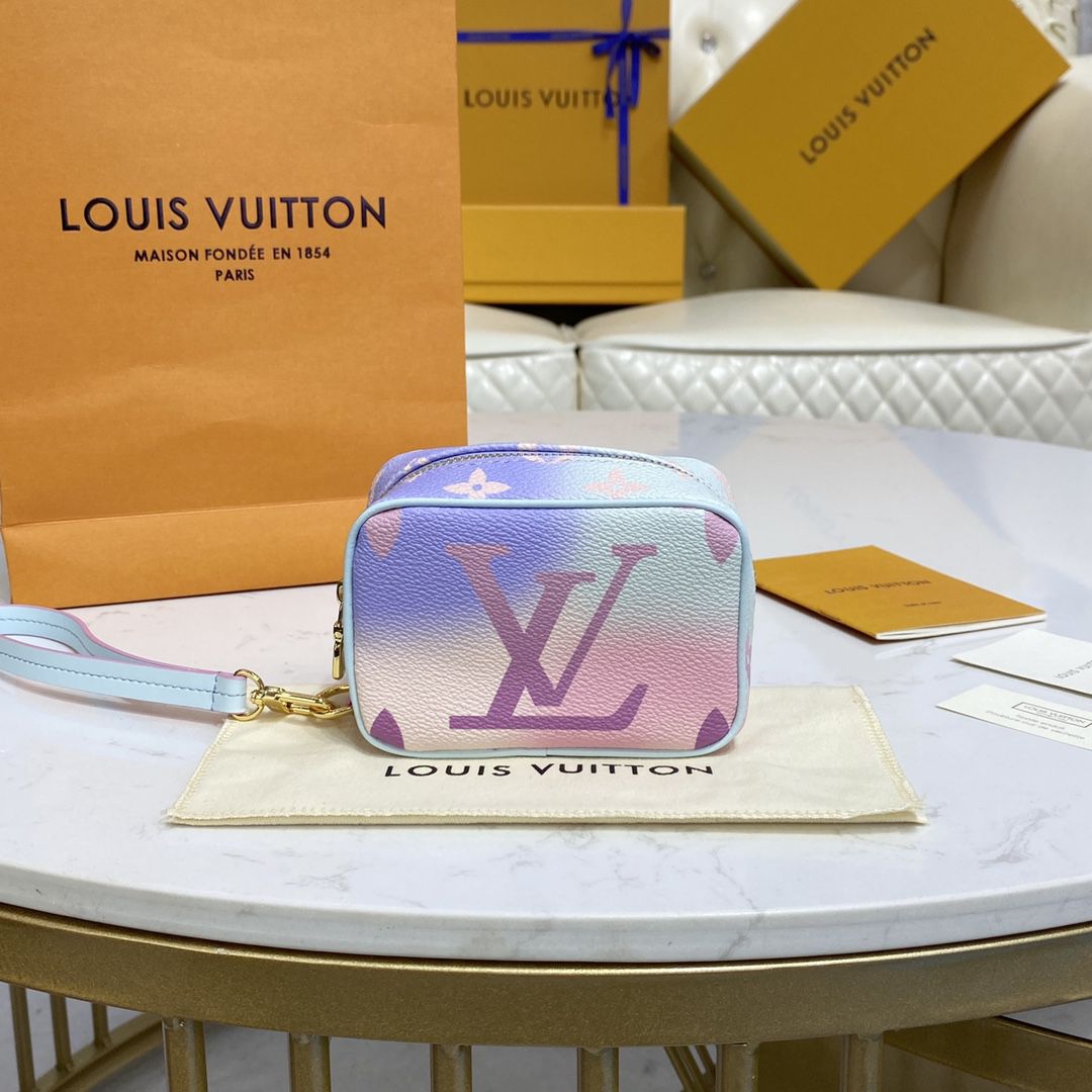 #m81339 l**is V*t*n spring in the city wapity case
