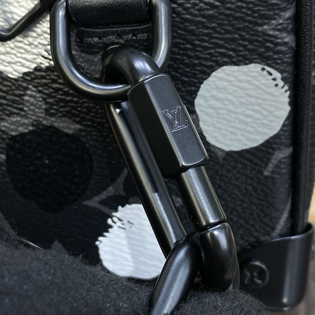 #m81936 l**is V*t*n x yayoi kusama lv x yk mini soft trunk