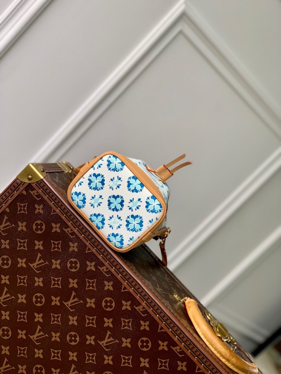m83620 l**is V*t*n monogram tiles nano noé handbag