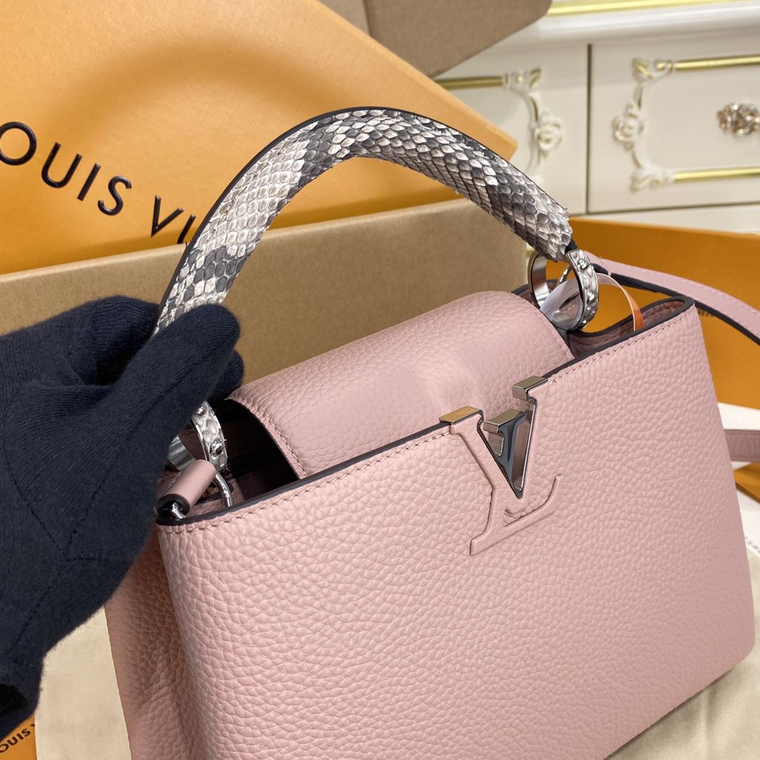 #m92041 l**is V*t*n capucines mm handbag