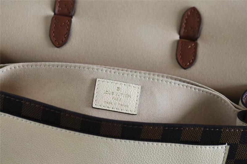 #n40148 l**is V*t*n 2019 damier ebene trendy crossbody-creme