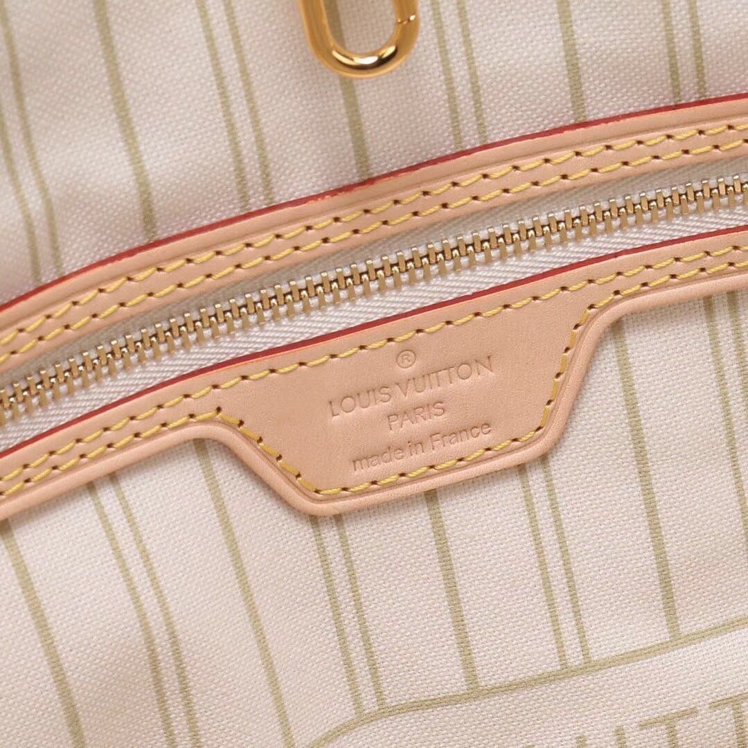 #n41361 l**is V*t*n 2019 damier azur canvas neverfull mm