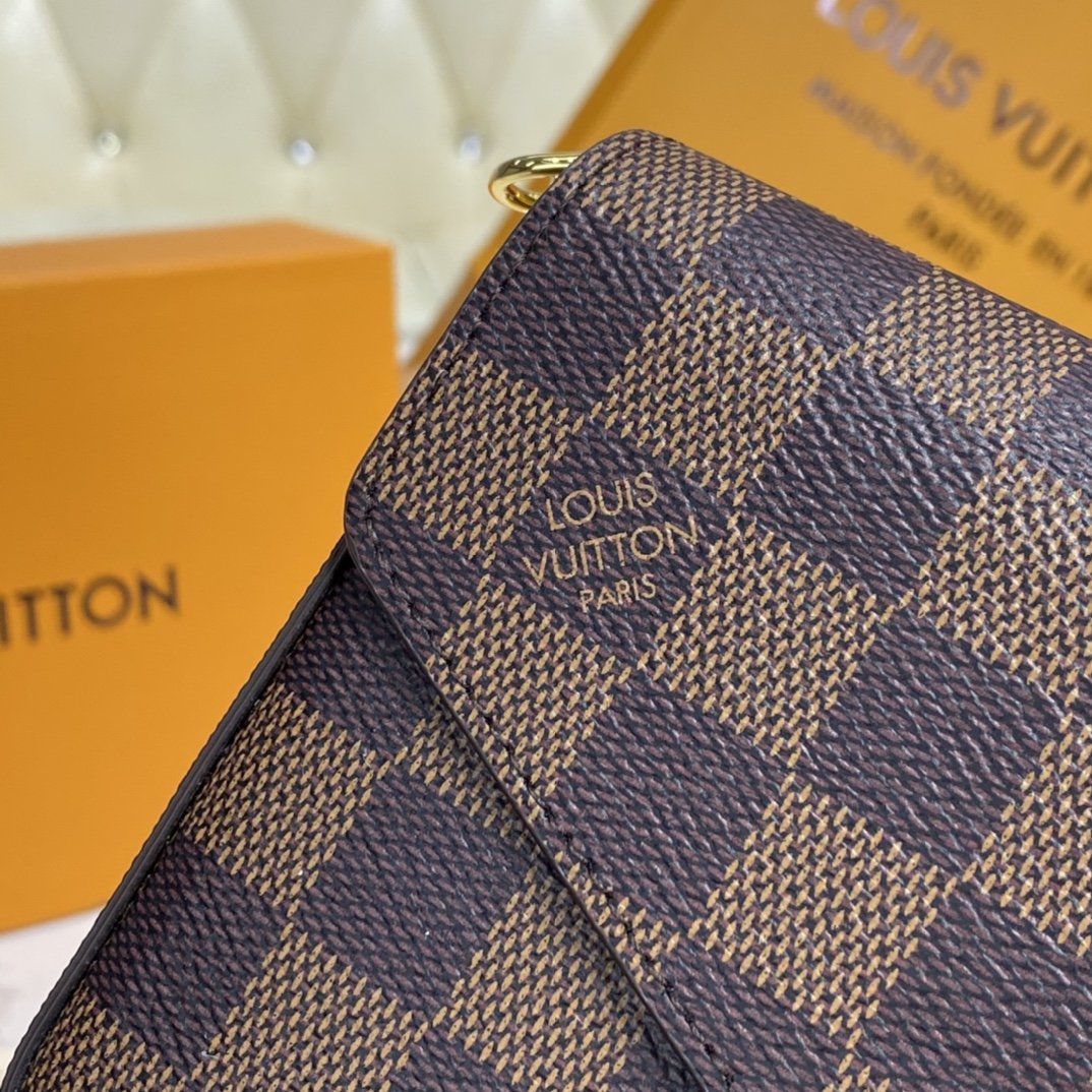 #n63032 l**is V*t*n damier ebene canvas pochette felicie
