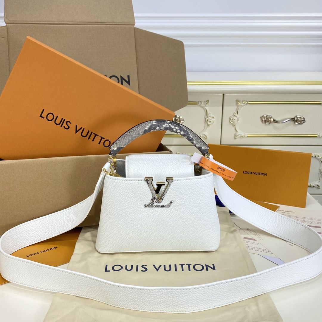 #n98477 l**is V*t*n capucines mini handbag