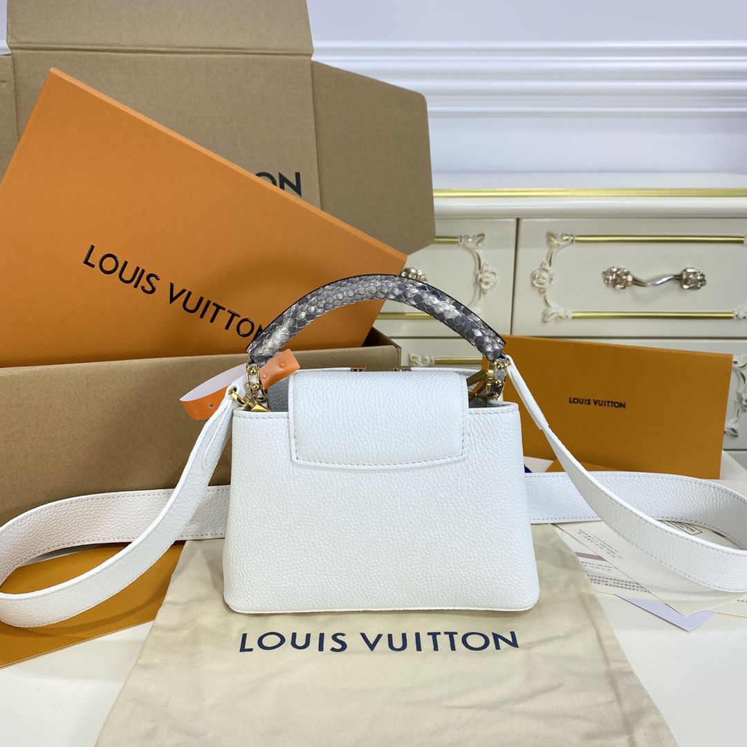 #n98477 l**is V*t*n capucines mini handbag