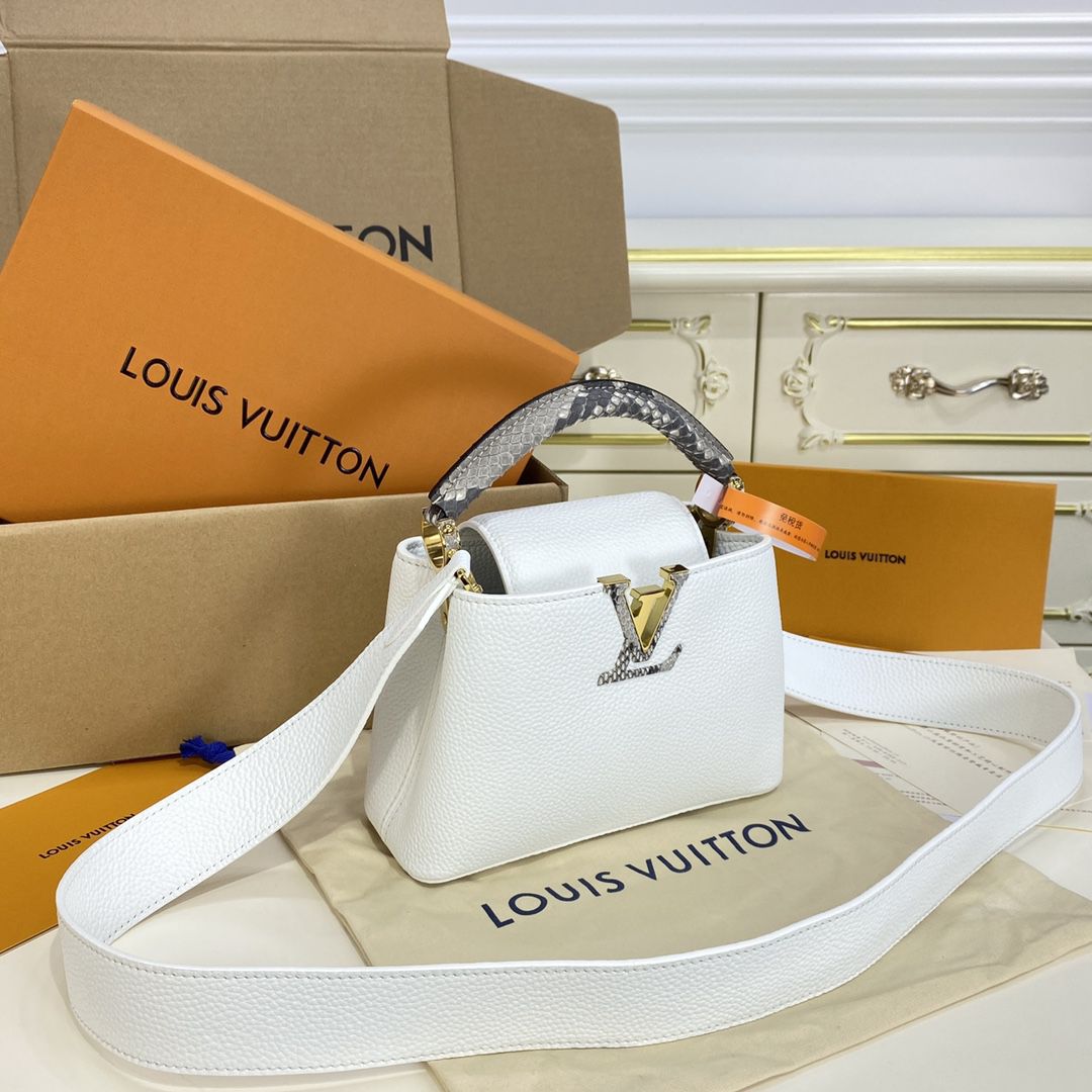 #n98477 l**is V*t*n capucines mini handbag
