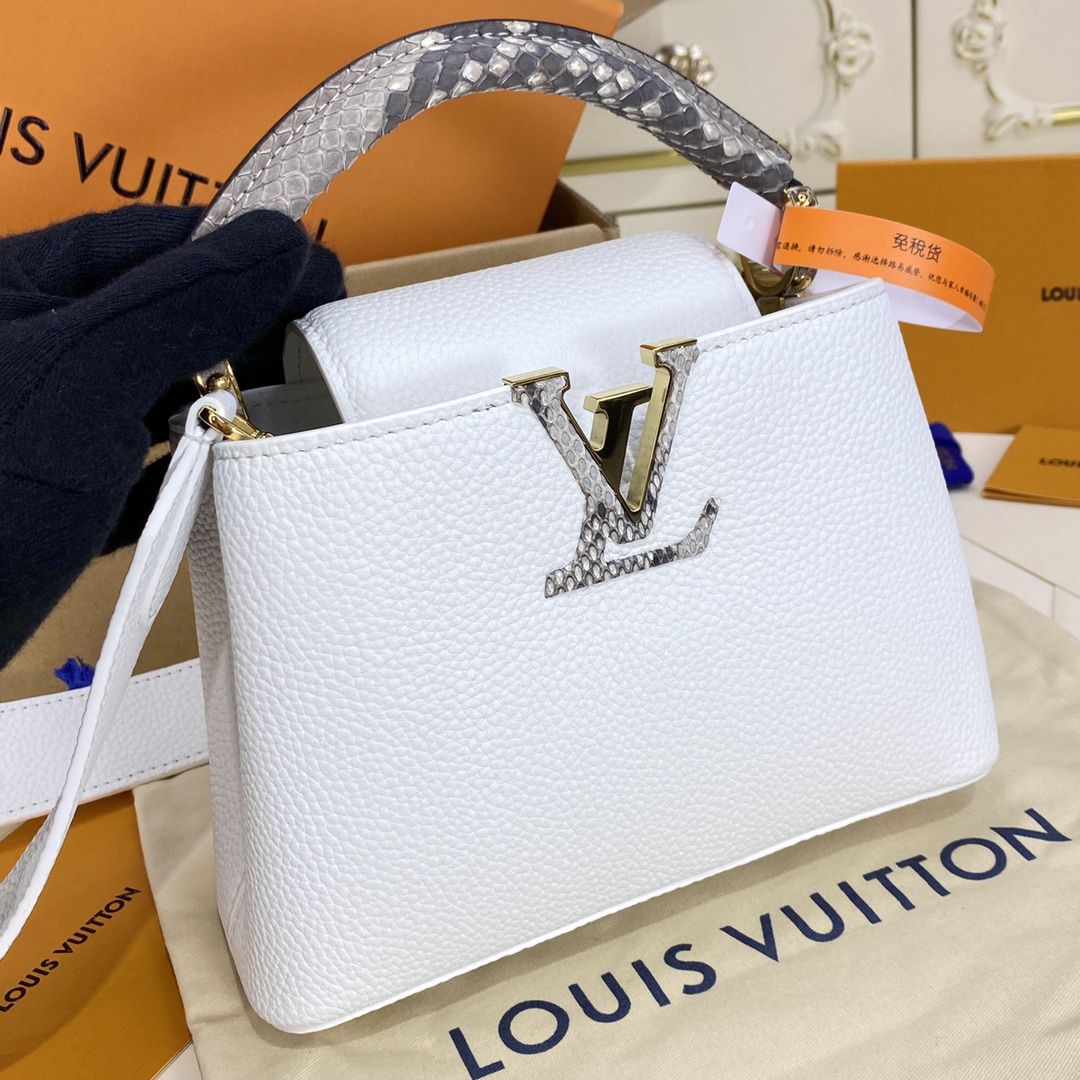 #n98477 l**is V*t*n capucines mini handbag