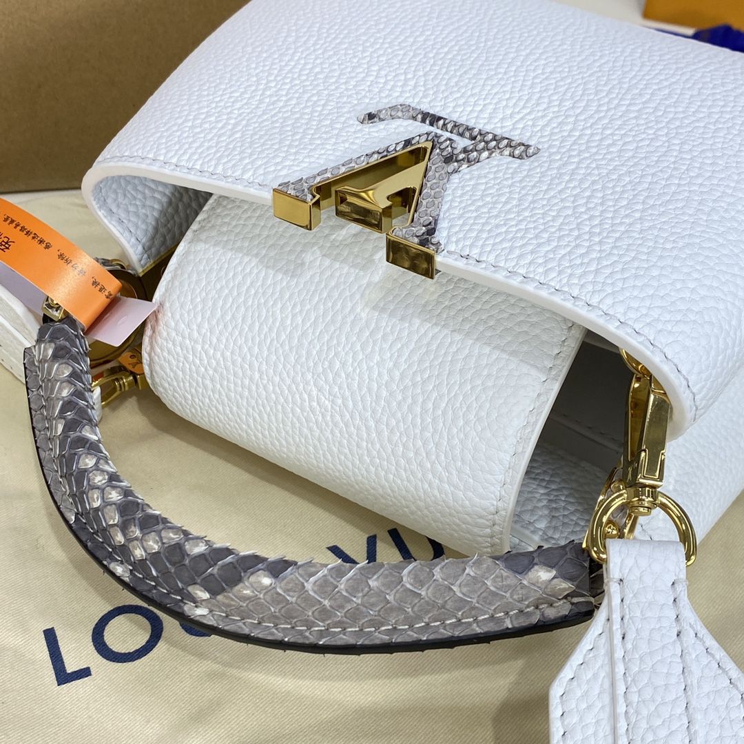 #n98477 l**is V*t*n capucines mini handbag